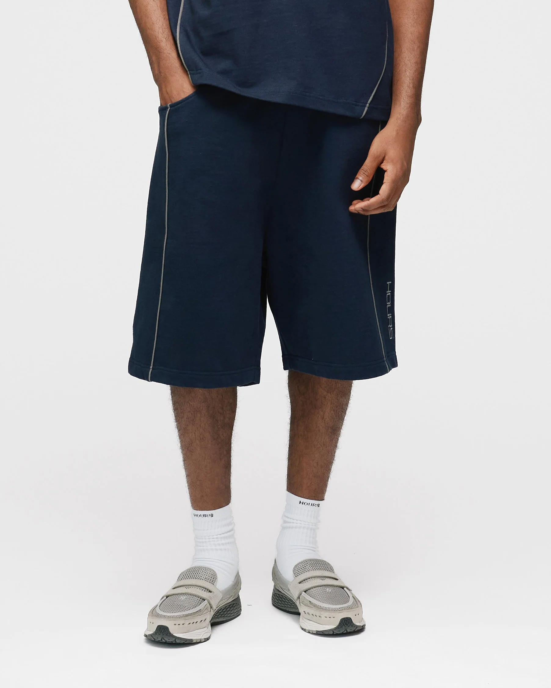 Arc Baggy Sweatshorts - Navy - Image 3