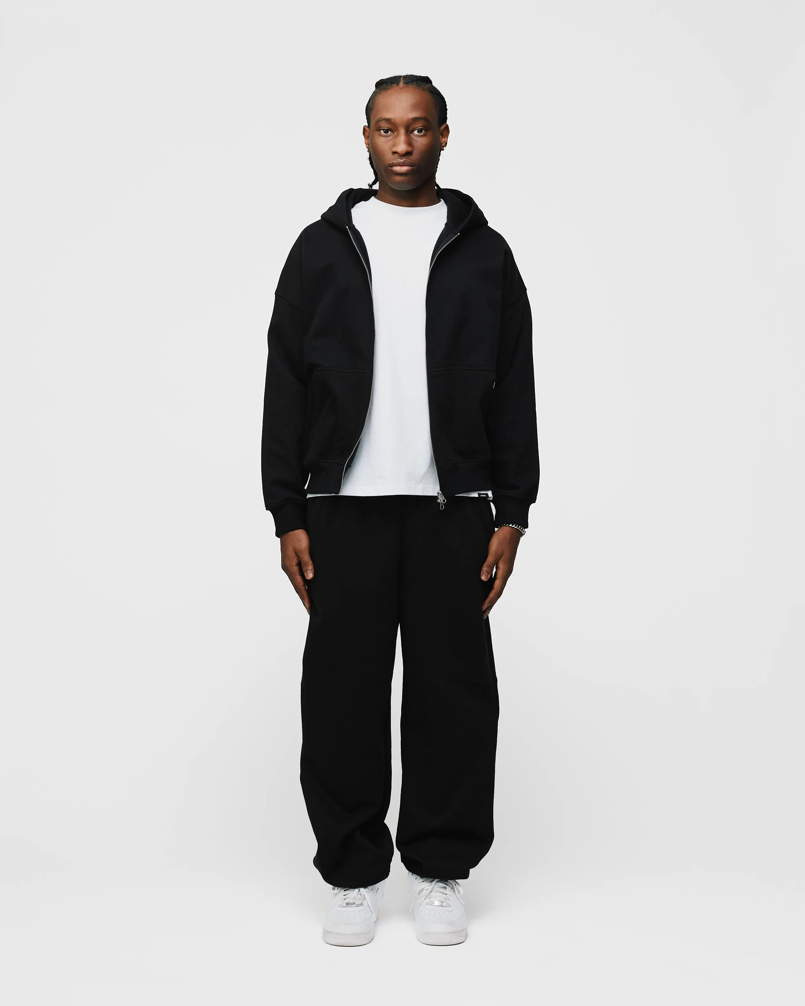 Baggy Jogger - Black - Image 2