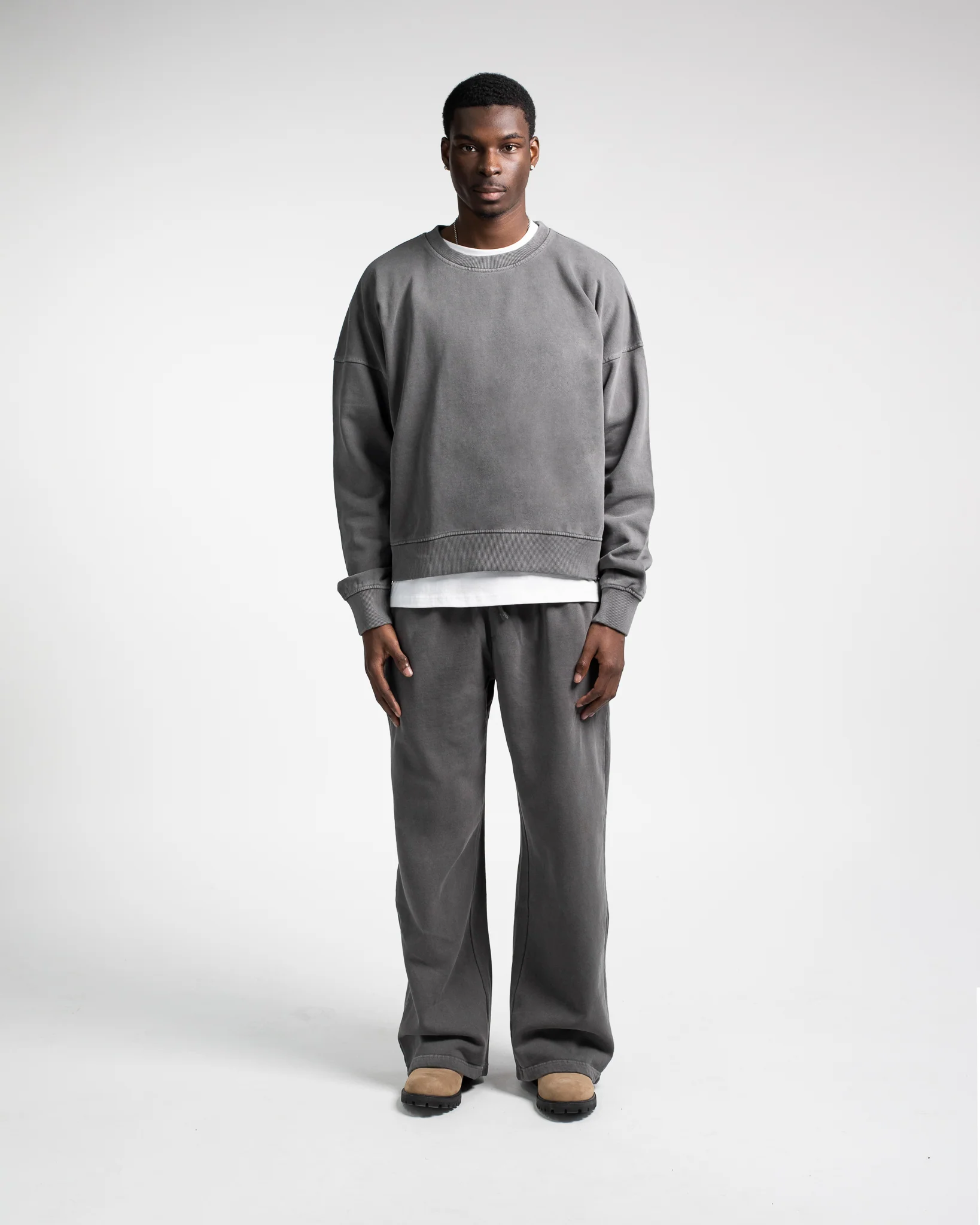 Cropped Crewneck - Vintage Grey - Image 2