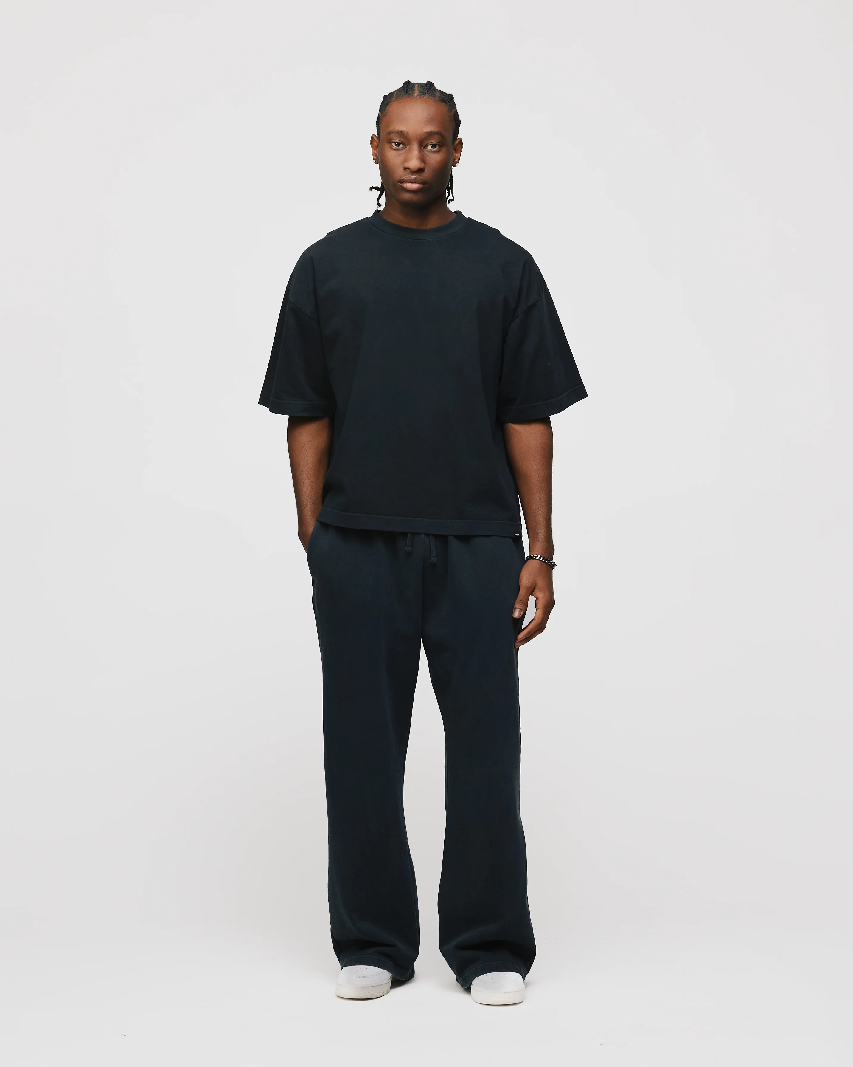 Cropped T-Shirt - Vintage Black - Image 4