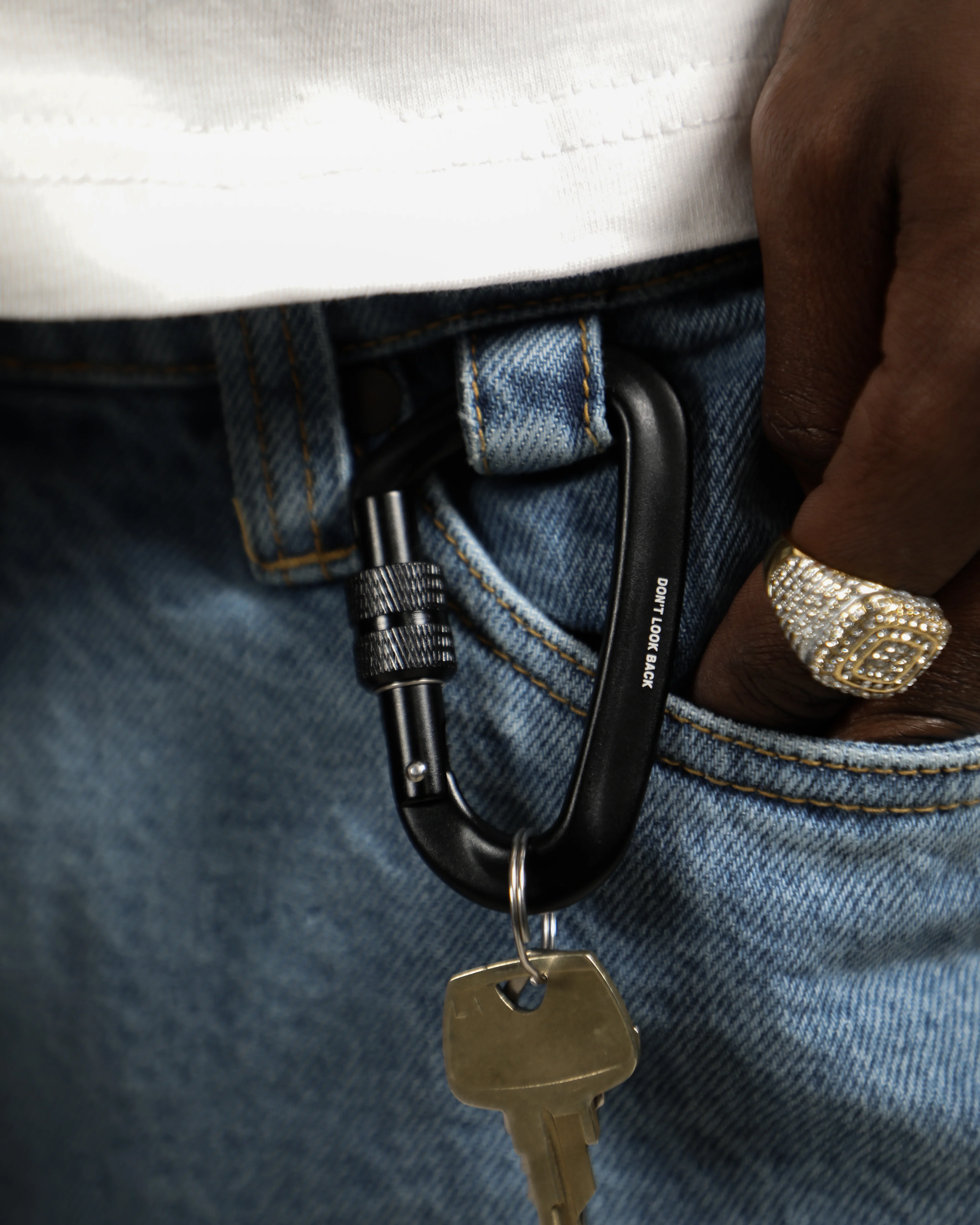 Hours Carabiner - Black (GWP) - Image 4