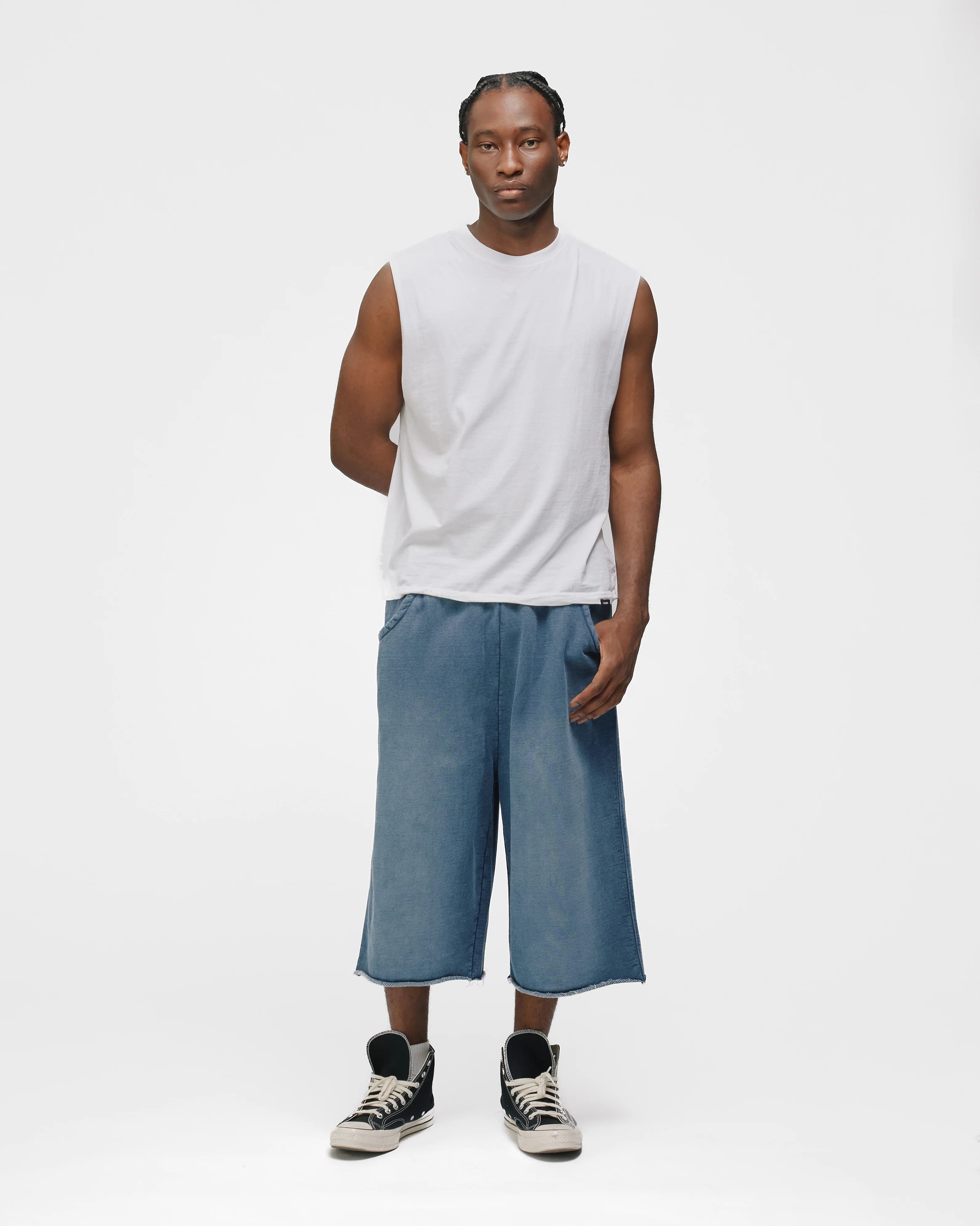 Capri Sweatshorts - Sunfaded Blue - Image 4