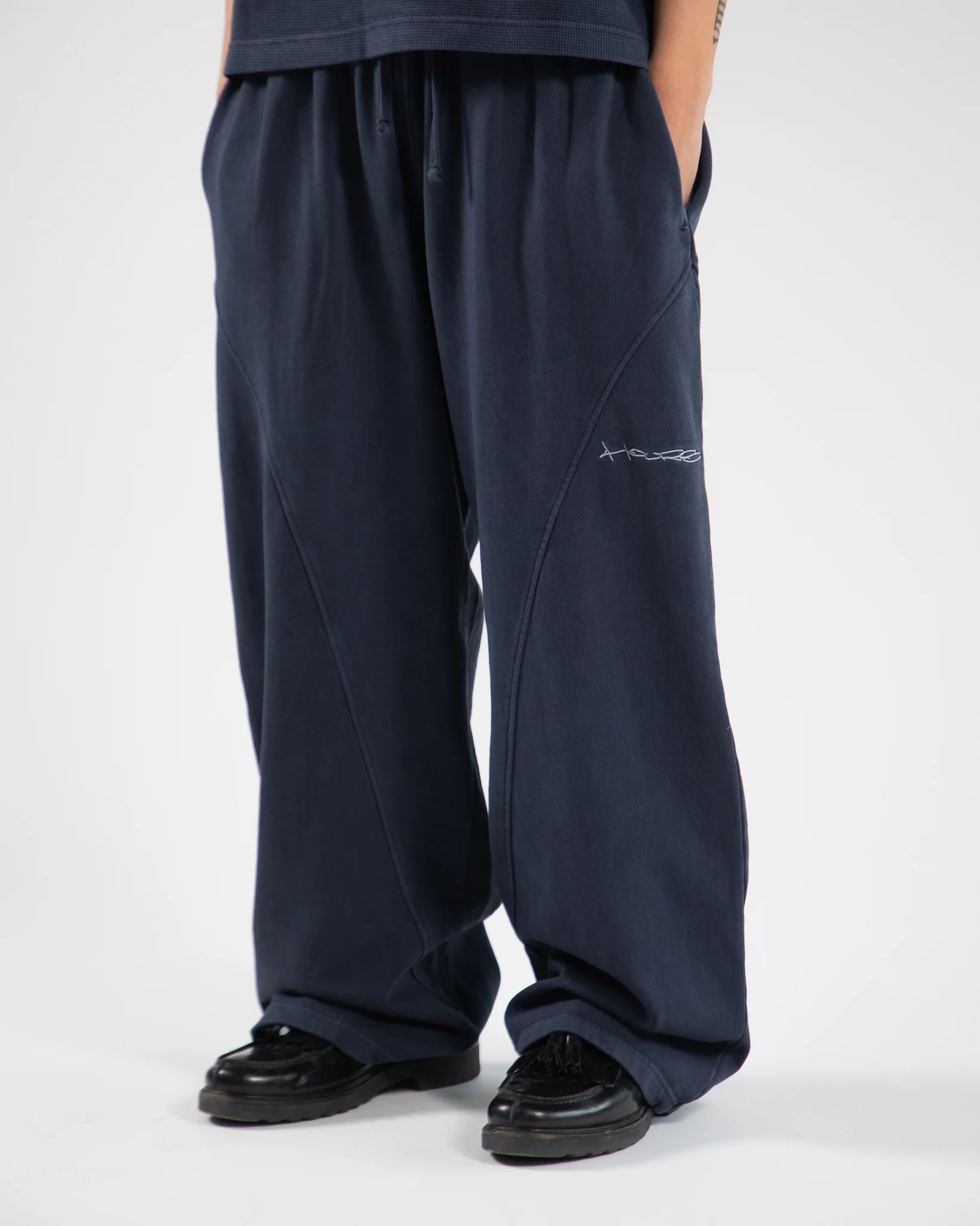 Signature Baggy Sweatpants - Vintage Navy - Image 3