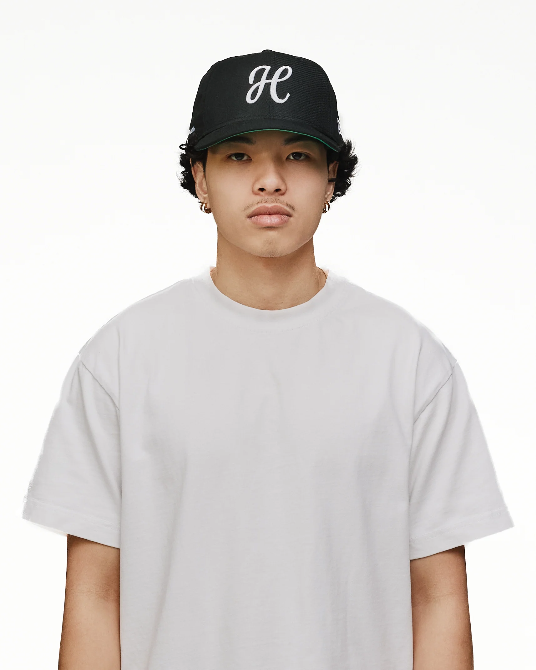 Signature New Era Fitted - Black V2 - Image 3