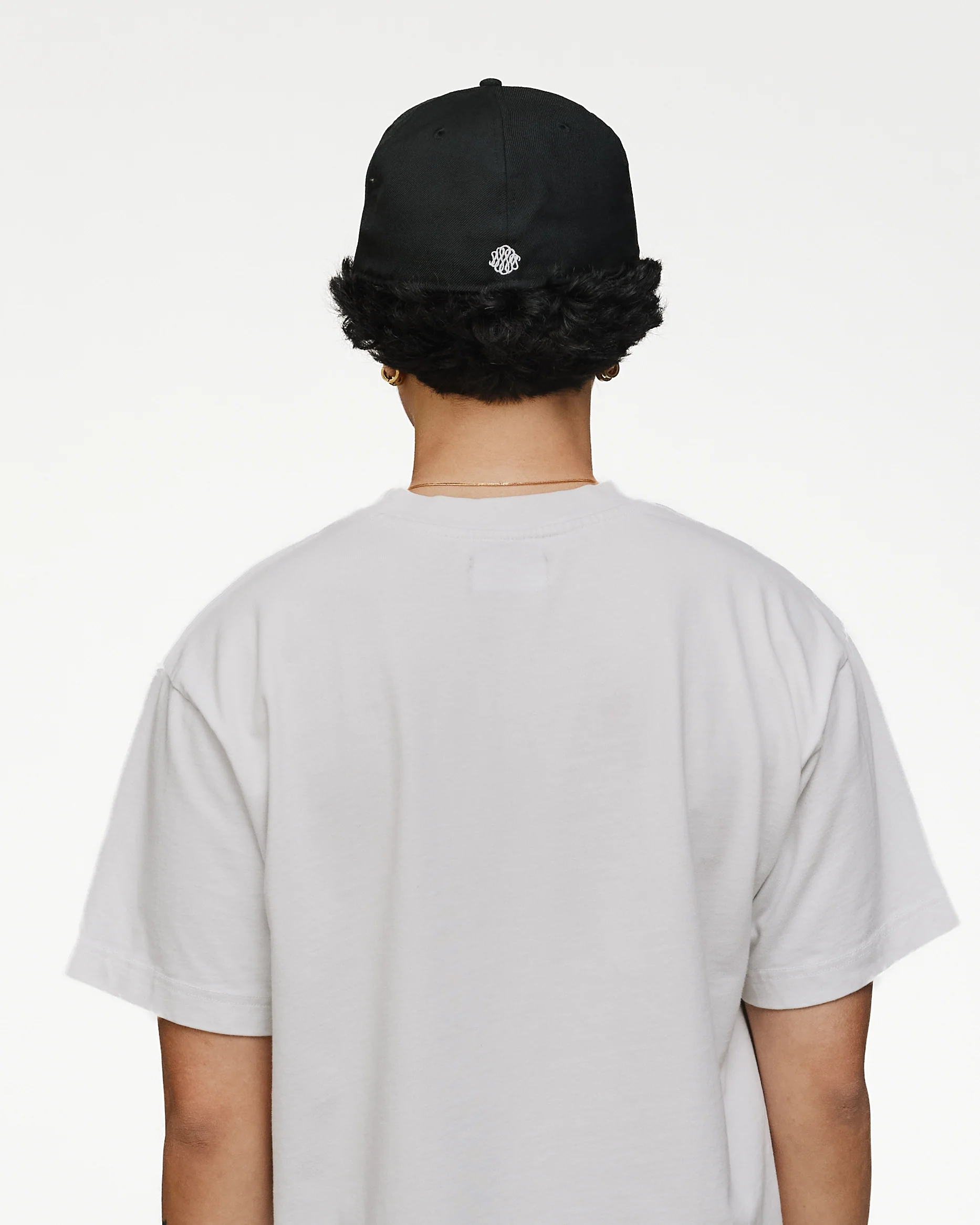 Signature New Era Fitted - Black V2 - Image 4